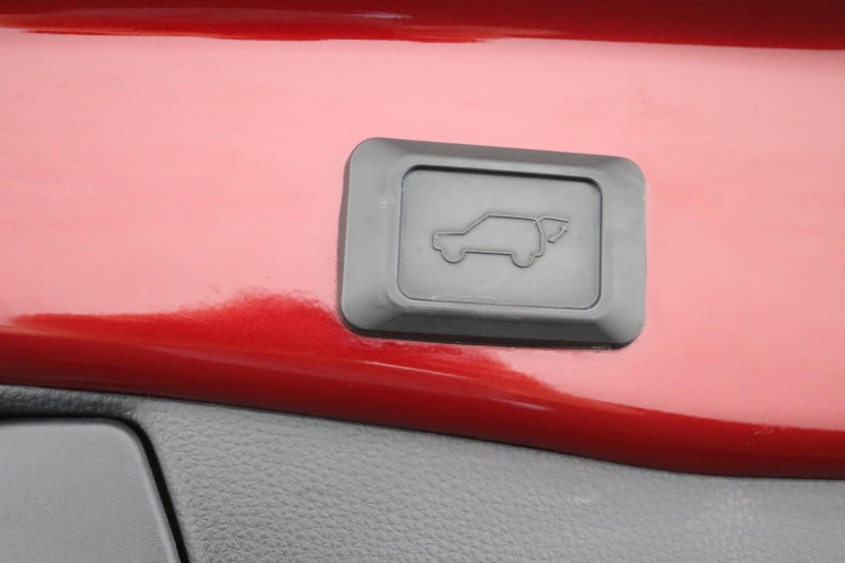 Toyota RAV4 - 2.5 Hybrid AWD First Edition 32