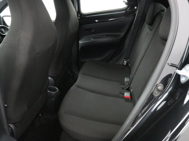 Toyota Aygo X - 1.0 VVT-i MT Play