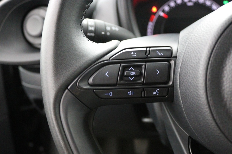 Toyota Aygo X - 1.0 VVT-i MT Play 19