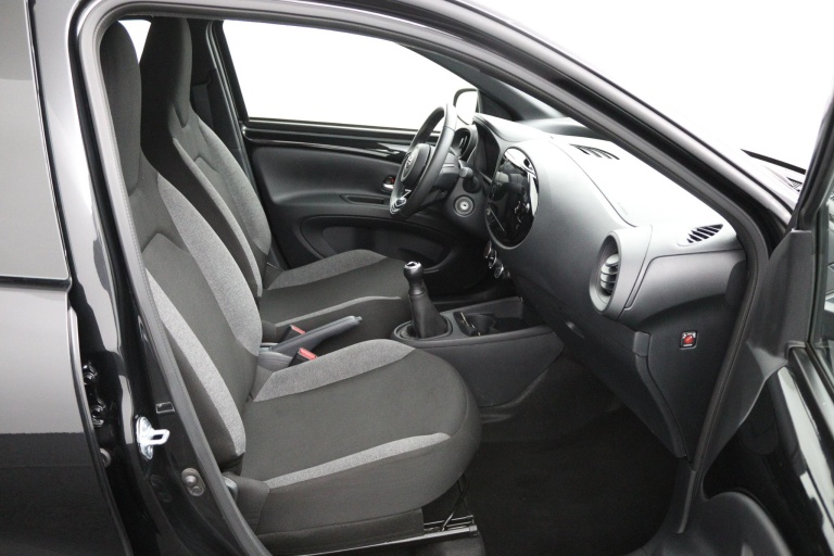 Toyota Aygo X - 1.0 VVT-i MT Play 22