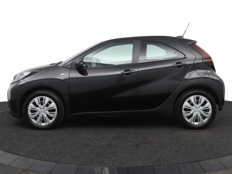 Toyota Aygo X - 1.0 VVT-i MT Play 3