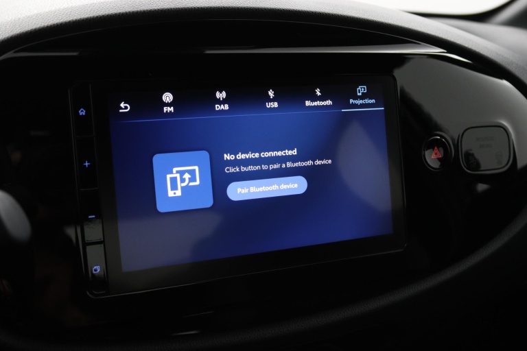 Toyota Aygo X - 1.0 VVT-i MT Play 38