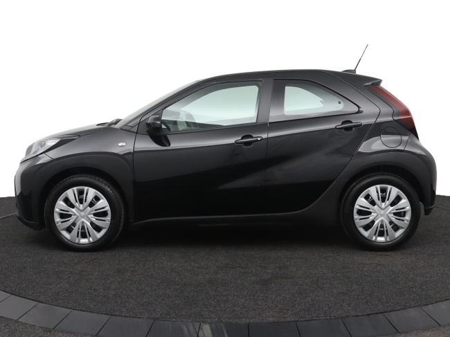Toyota Aygo X - 1.0 VVT-i MT Play