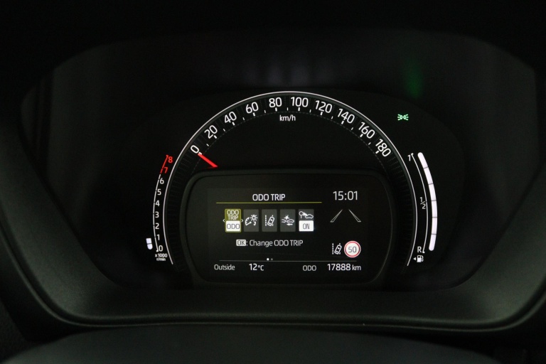 Toyota Aygo X - 1.0 VVT-i MT Play 6