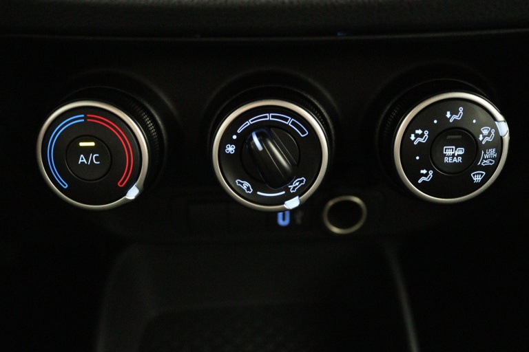 Toyota Aygo X - 1.0 VVT-i MT Play 7