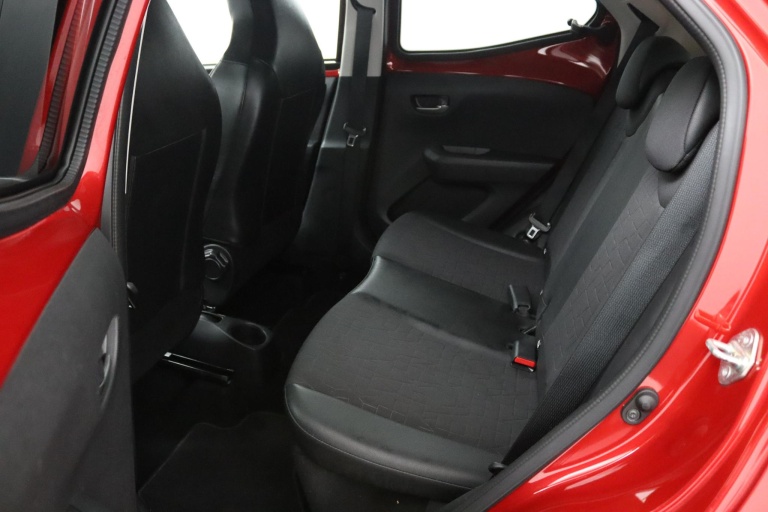 Toyota Aygo - 1.0 VVT-i x-clusiv 12