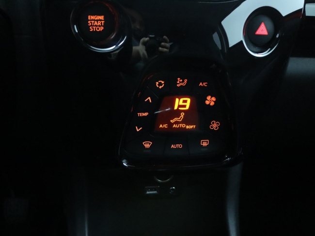 Toyota Aygo - 1.0 VVT-i x-clusiv