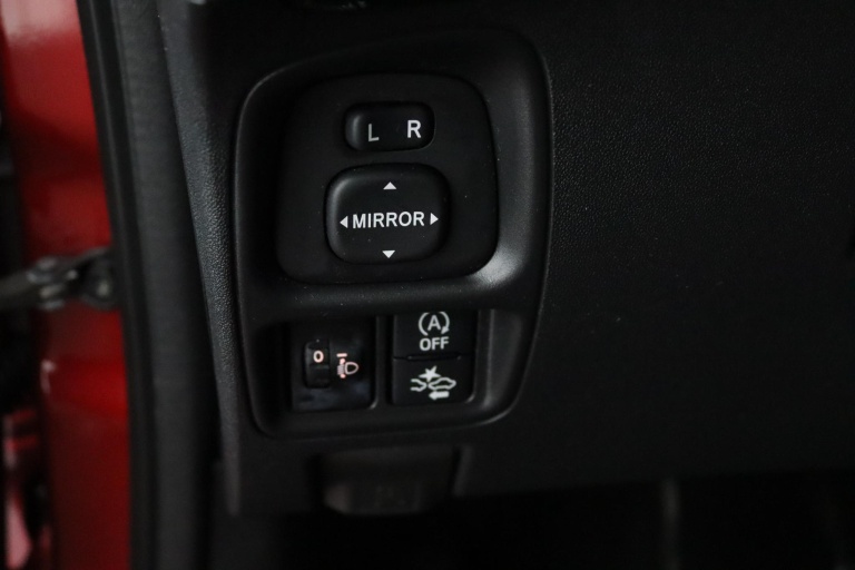 Toyota Aygo - 1.0 VVT-i x-clusiv 32