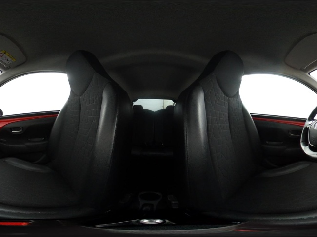 Toyota Aygo - 1.0 VVT-i x-clusiv