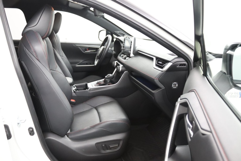 Toyota RAV4 - 2.5 Plug-in Hybrid AWD Bi-Tone Plus 11