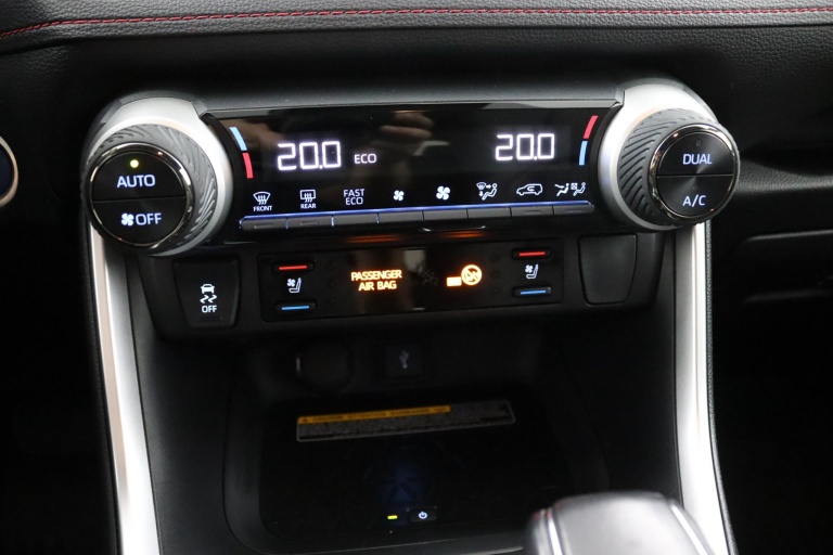 Toyota RAV4 - 2.5 Plug-in Hybrid AWD Bi-Tone Plus 18