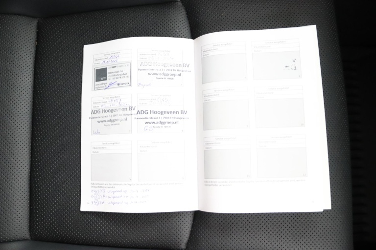 Toyota RAV4 - 2.5 Plug-in Hybrid AWD Bi-Tone Plus 27