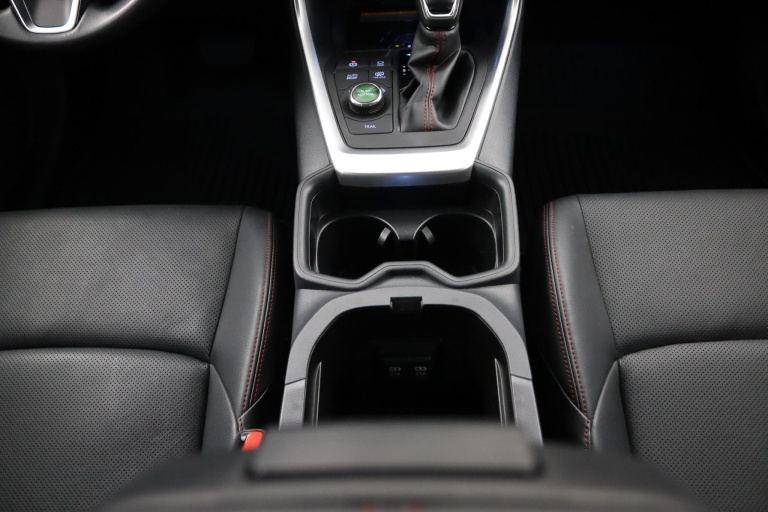 Toyota RAV4 - 2.5 Plug-in Hybrid AWD Bi-Tone Plus 32