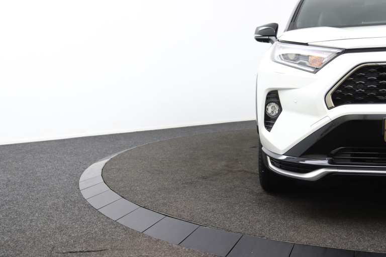 Toyota RAV4 - 2.5 Plug-in Hybrid AWD Bi-Tone Plus 39
