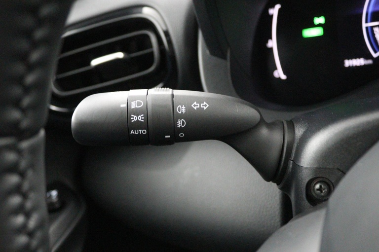 Toyota Yaris Cross - 1.5 Hybrid 115 First Edition 30