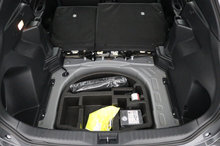 Toyota Yaris Cross - 1.5 Hybrid 115 First Edition 33