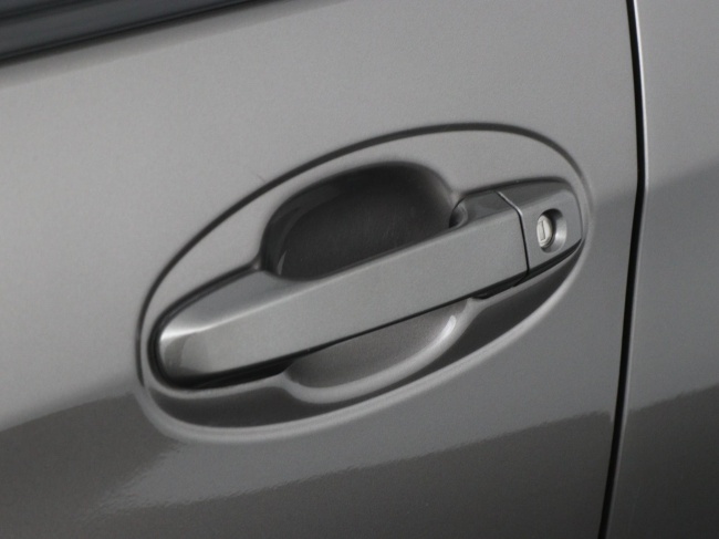 Toyota Yaris - 1.5 Hybrid Bi-Tone