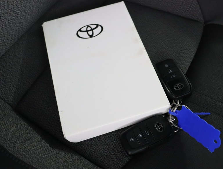 Toyota Corolla Cross - Hybrid 140 Style 11