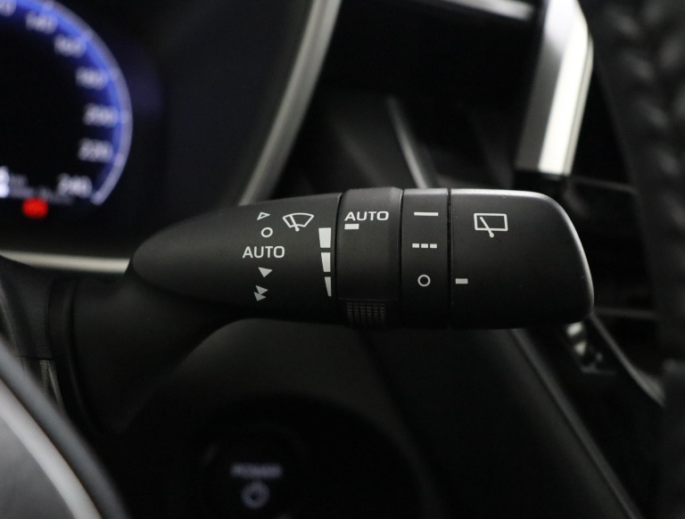 Toyota Corolla Cross - Hybrid 140 Style 31