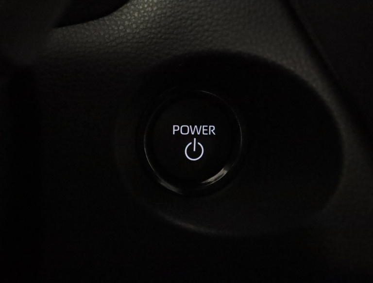 Toyota Corolla Cross - Hybrid 140 Style 50