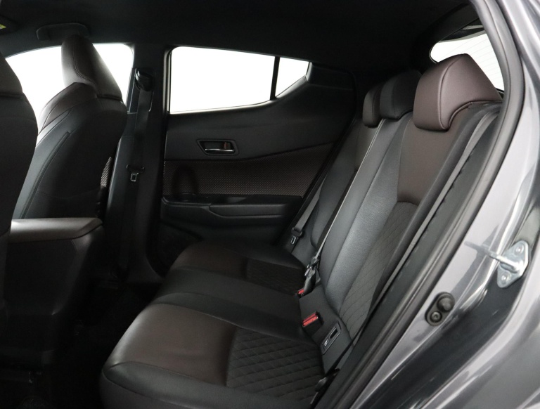 Toyota C-HR - 1.8 Hybrid First Edition 18