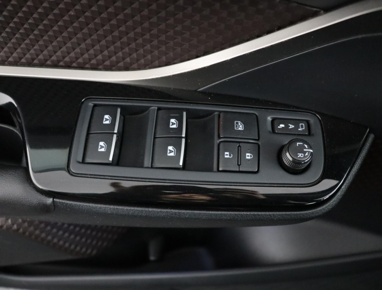Toyota C-HR - 1.8 Hybrid First Edition 28