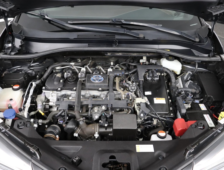 Toyota C-HR - 1.8 Hybrid First Edition 33