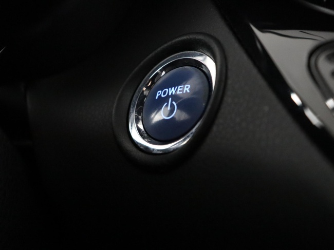 Toyota C-HR - 1.8 Hybrid First Edition