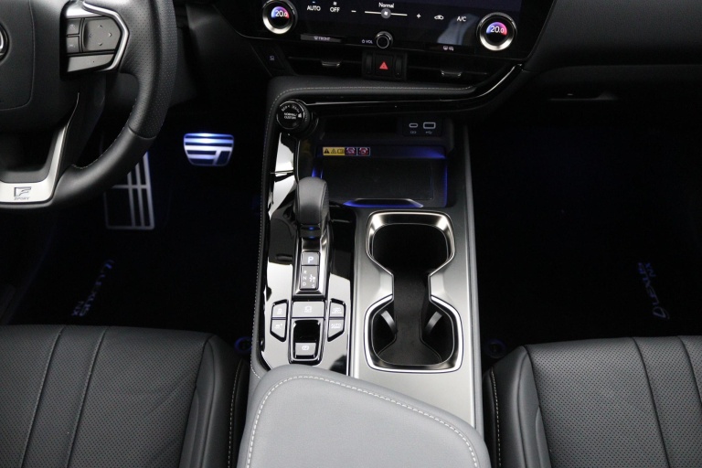 Lexus NX - 450h+ AWD F SPORT Line 26
