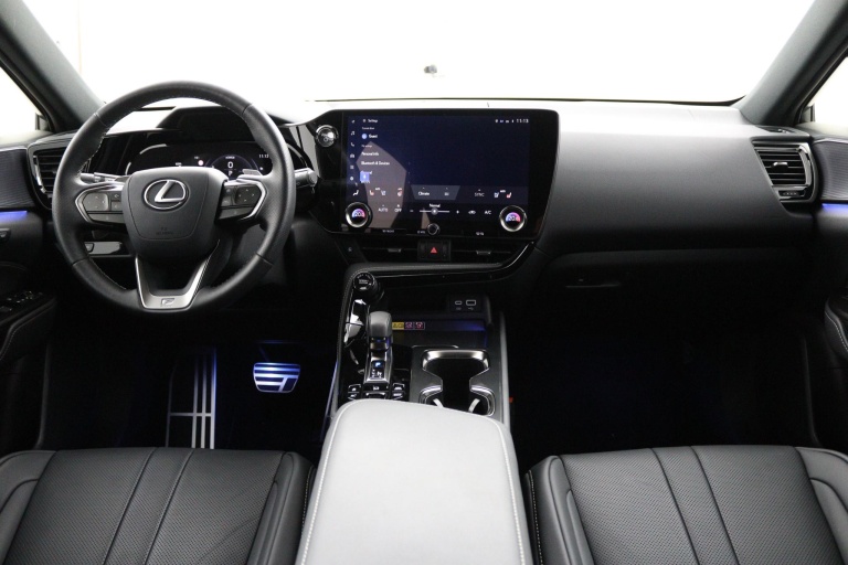 Lexus NX - 450h+ AWD F SPORT Line 4