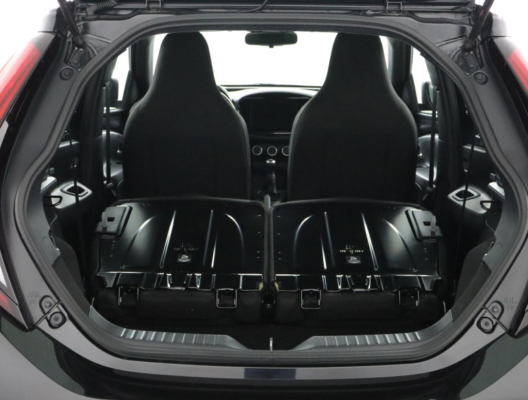 Toyota Aygo X - 1.0 VVT-i MT Play 24