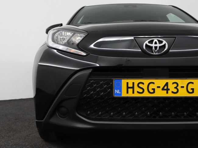 Toyota Aygo X - 1.0 VVT-i MT Play