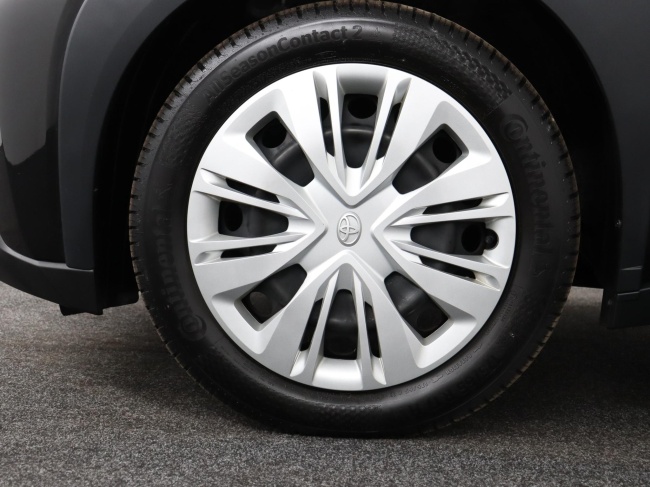 Toyota Aygo X - 1.0 VVT-i MT Play