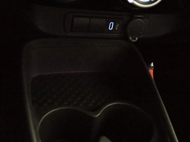 Toyota Aygo X - 1.0 VVT-i MT Play