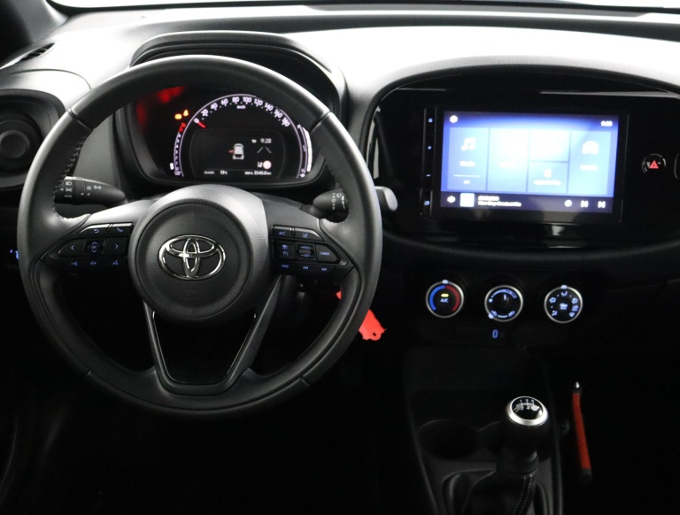 Toyota Aygo X - 1.0 VVT-i MT Play 50