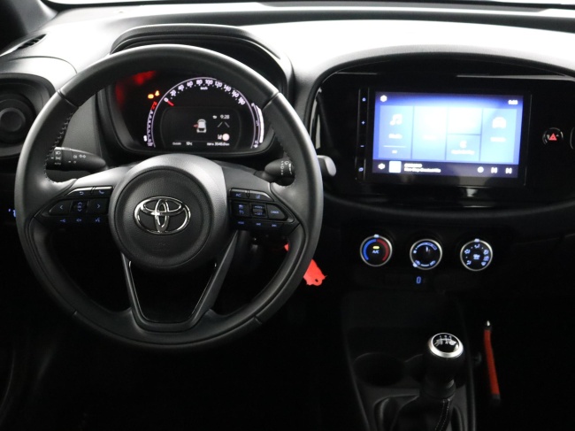 Toyota Aygo X - 1.0 VVT-i MT Play