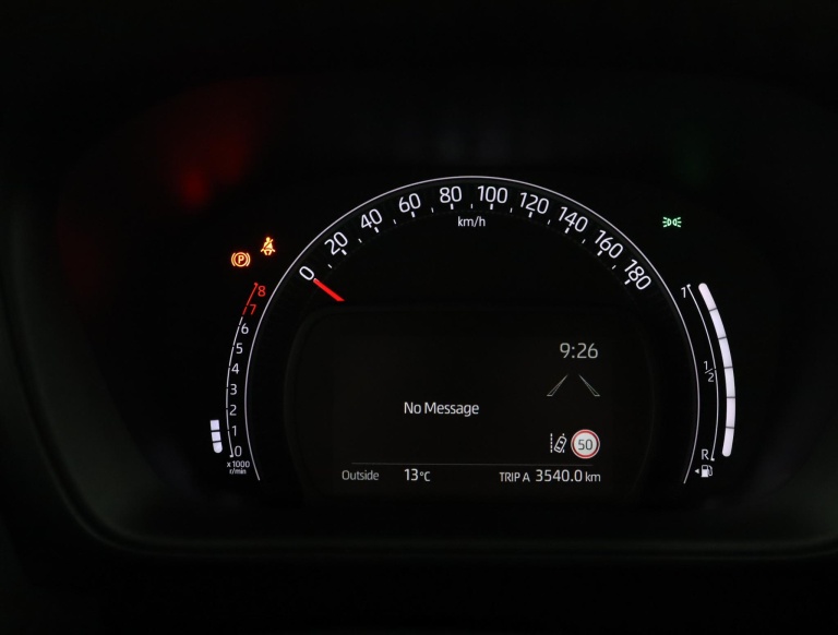 Toyota Aygo X - 1.0 VVT-i MT Play 6