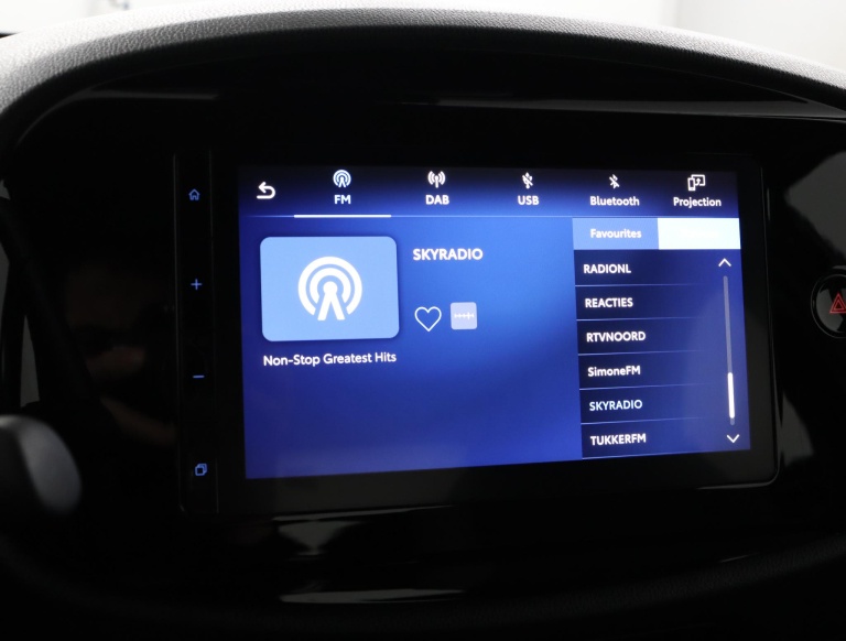 Toyota Aygo X - 1.0 VVT-i MT Play 8