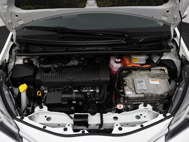 Toyota Yaris - 1.5 Hybrid Design Sport