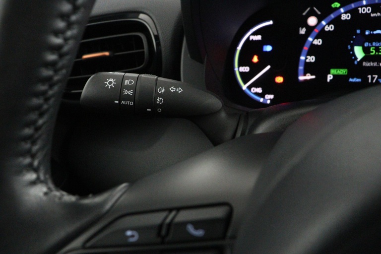 Toyota Yaris Cross - 1.5 Hybrid Explore 30