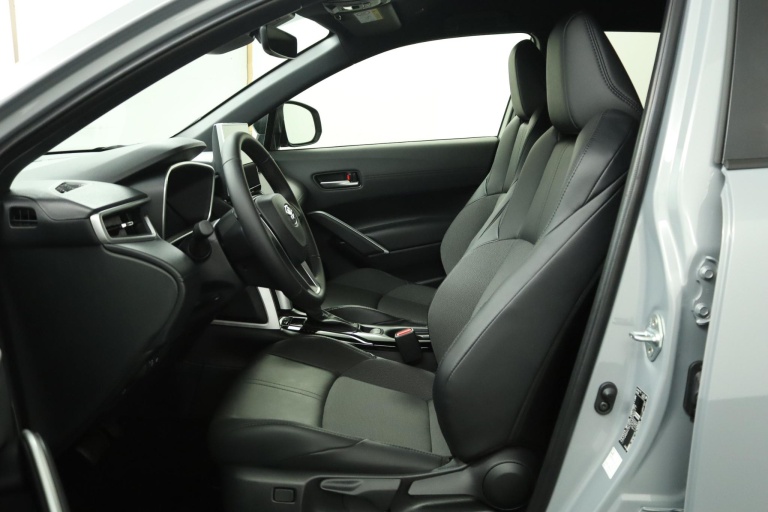 Toyota Corolla Cross - Hybrid 200 Style 17