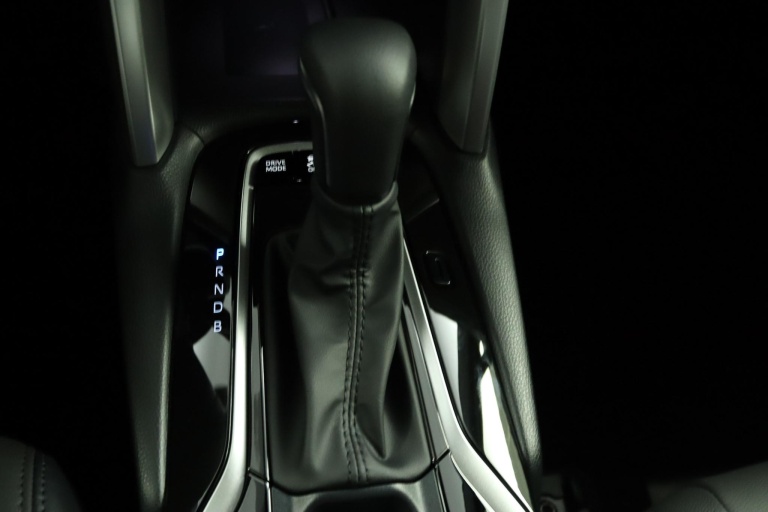 Toyota Corolla Cross - Hybrid 200 Style 27