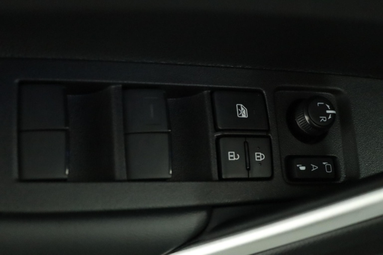 Toyota Corolla Cross - Hybrid 200 Style 29