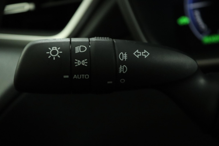 Toyota Corolla Cross - Hybrid 200 Style 32