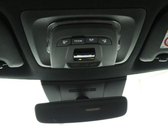 Toyota Corolla Cross - Hybrid 200 Style