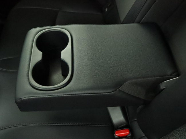 Toyota Corolla Cross - Hybrid 200 Style