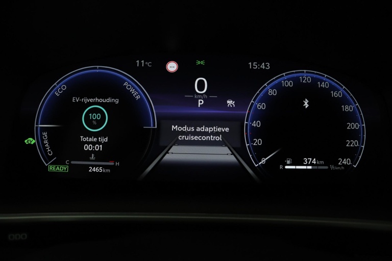 Toyota Corolla Cross - Hybrid 200 Style 50