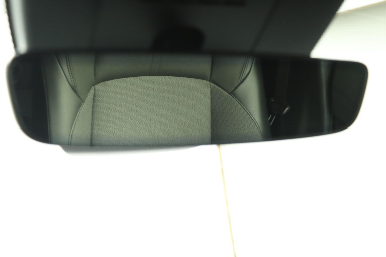 Toyota Corolla Cross - Hybrid 200 Style 59