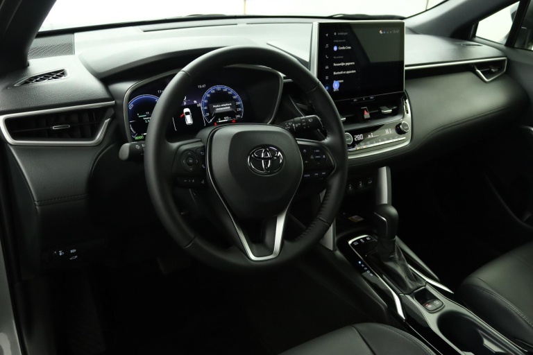 Toyota Corolla Cross - Hybrid 200 Style 63