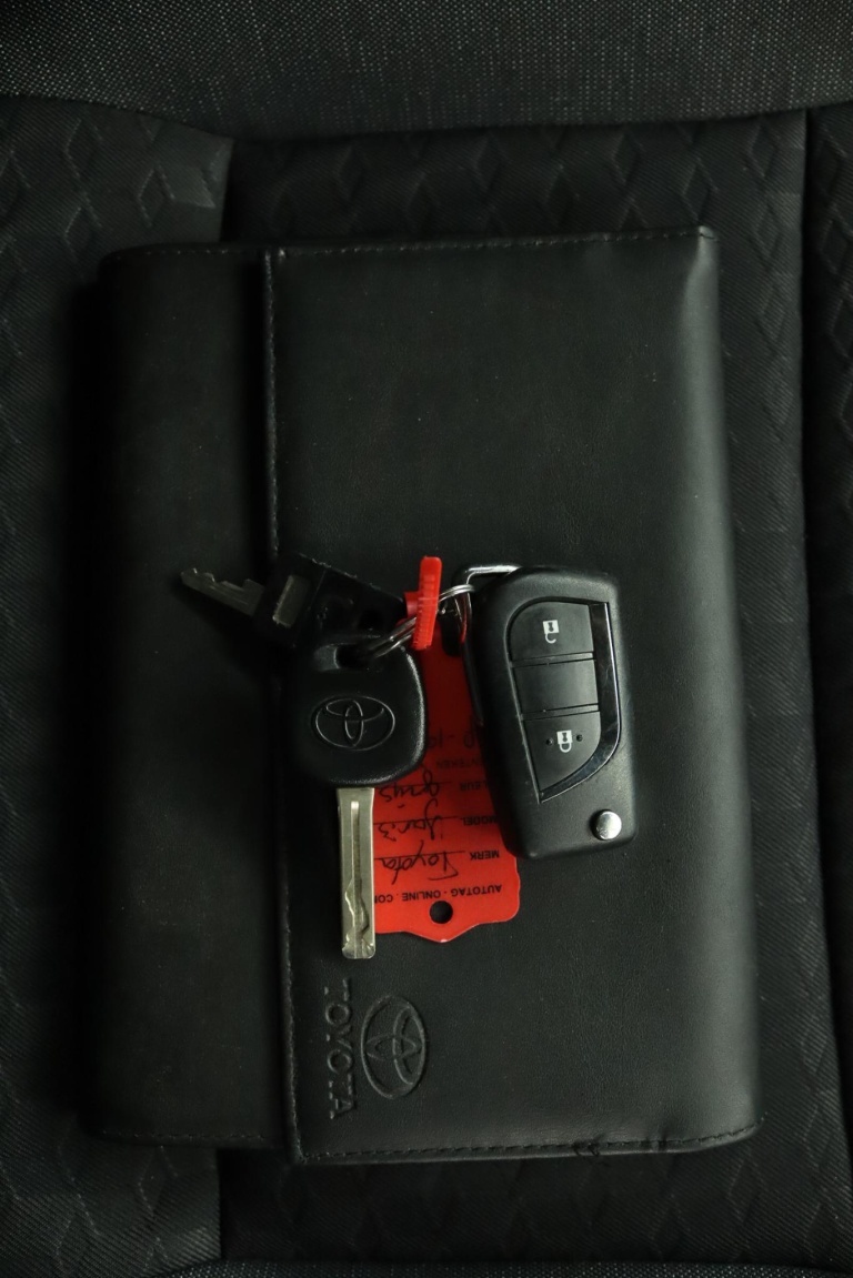 Toyota Yaris - 1.5 Hybrid Active 11